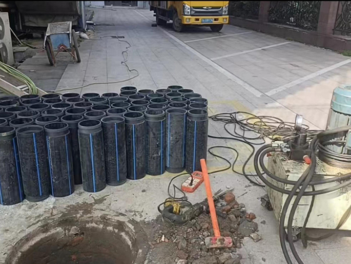 浦江PE置换管厂家 DN315置换管 非开挖管短管置换